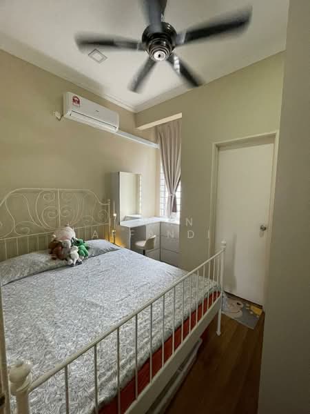 2-storey Terraced House for Sale in Bandar Saujana Putra (Tanjong Duabelas) - Irwan Affandi - Bedroom - PropertyGuru.com.my