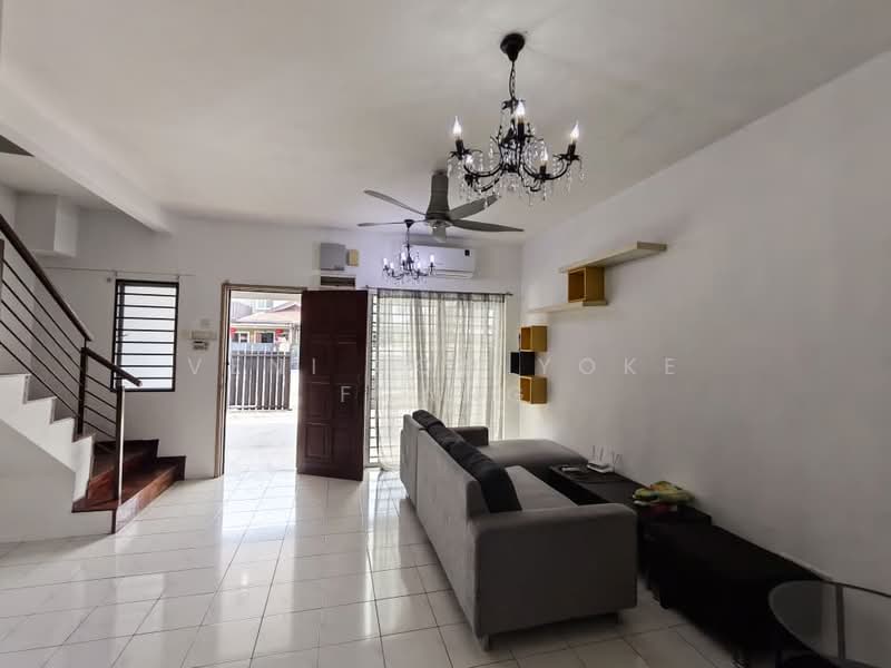 2-storey Terraced House for Rent in Setia Alam (Selangor) - Veni Foo Yoke Fuang - Living Room - PropertyGuru.com.my