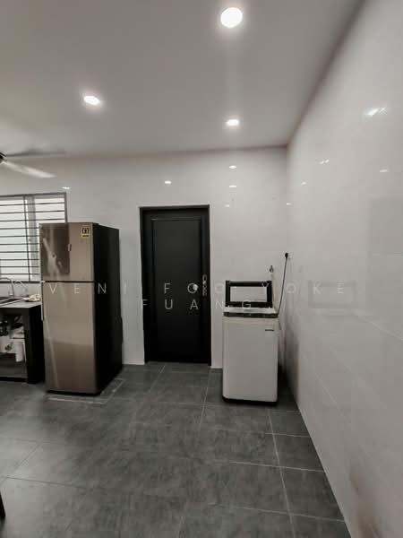 Rumah Teres 2-Tingkat untuk Disewa di Setia Alam (Selangor) - Veni Foo Yoke Fuang - Kitchen - PropertyGuru.com.my