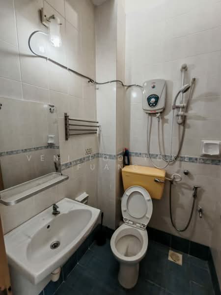 Rumah Teres 2-Tingkat untuk Disewa di Setia Alam (Selangor) - Veni Foo Yoke Fuang - Bathroom - PropertyGuru.com.my