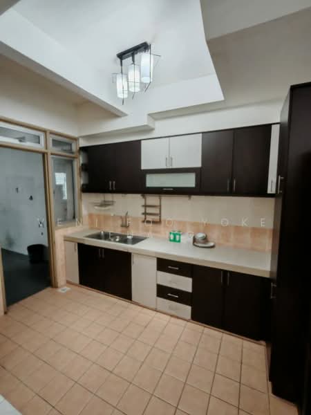 Rumah Teres 2-Tingkat untuk Disewa di Setia Alam (Selangor) - Veni Foo Yoke Fuang - Kitchen - PropertyGuru.com.my