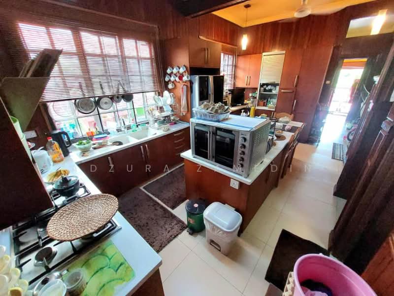 Semi-Detached House for Sale in D'Kayangan (Shah Alam) - Adzura Zamedin - PropertyGuru.com.my