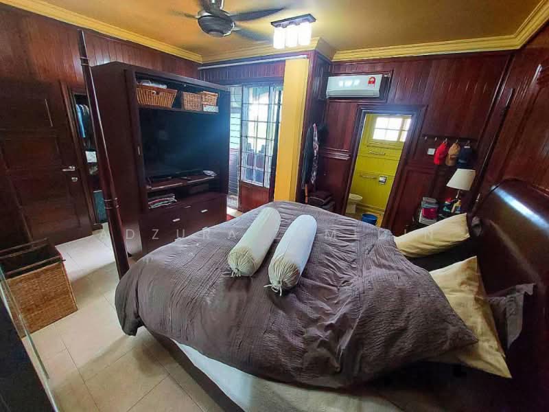 Semi-Detached House for Sale in D'Kayangan (Shah Alam) - Adzura Zamedin - PropertyGuru.com.my