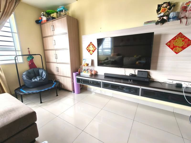 Servis Apartment untuk Dijual di Perling Heights Apartments - Yvonne Lim - Living Room - PropertyGuru.com.my
