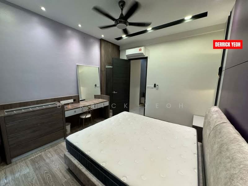 Twin Villa for Rent in Bukit Jambul (Penang) - Derrick Yeoh - Bedroom - PropertyGuru.com.my