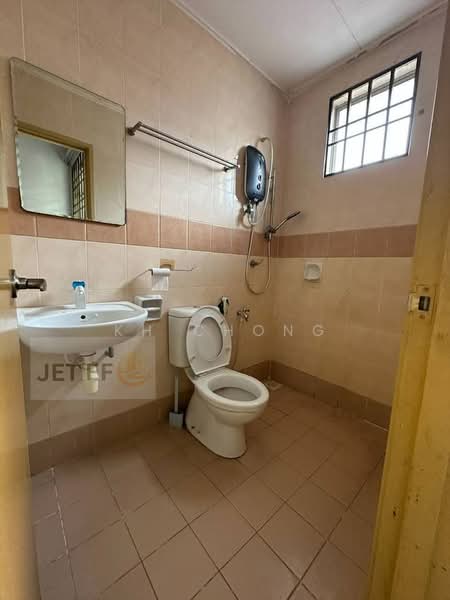 Rumah Teres 2 Tingkat untuk Dijual di Bandar Bukit Tinggi 2 (Klang) - KH Chong - Bathroom - PropertyGuru.com.my