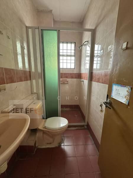 Rumah Teres 2 Tingkat untuk Dijual di Bandar Bukit Tinggi 2 (Klang) - KH Chong - Bathroom - PropertyGuru.com.my