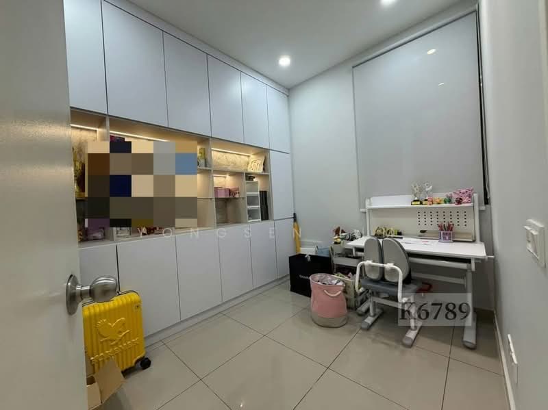 Rumah Teres 2.5 Tingkat untuk Dijual di Setia Utama (Setia Alam) - Yongsen Lim - Study - PropertyGuru.com.my