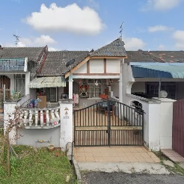 Rumah Teres 1 Tingkat untuk Dijual di Taman Universiti (Sri Gading) - Jason Tang - Exterior - PropertyGuru.com.my