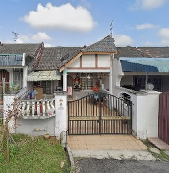 Rumah Teres 1 Tingkat untuk Dijual di Taman Universiti (Sri Gading) - Jason Tang - Exterior - PropertyGuru.com.my