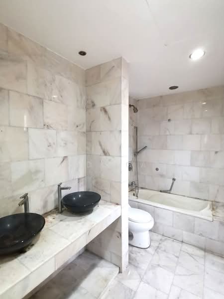 Semi-Detached House for Sale in Kota Damansara (Selangor) - Andy Gan - Bathroom - PropertyGuru.com.my