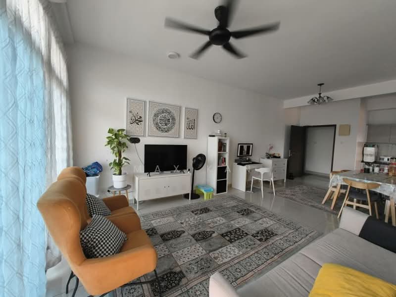 Apartment for Rent at Seri Austin Residence (Pangsapuri Seri Austin) - Max Kan - Living Room - PropertyGuru.com.my