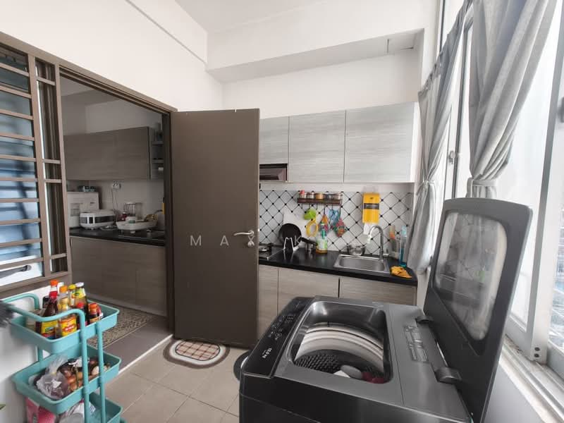 Apartment for Rent at Seri Austin Residence (Pangsapuri Seri Austin) - Max Kan - Kitchen - PropertyGuru.com.my