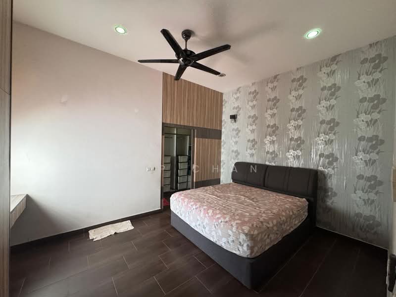 Rumah Berkembar untuk Dijual di Setia Damai (Setia Alam) - K P Chan - PropertyGuru.com.my