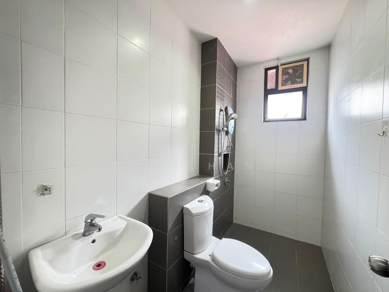 Rumah Berkembar untuk Dijual di Setia Damai (Setia Alam) - K P Chan - PropertyGuru.com.my