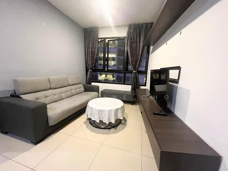 Servis Apartment untuk Dijual di i-Suite @ i-City - Josephine Chou - Living Room - PropertyGuru.com.my