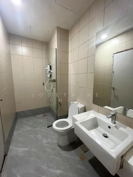 Servis Apartment untuk Dijual di i-Suite @ i-City - Josephine Chou - Bathroom - PropertyGuru.com.my