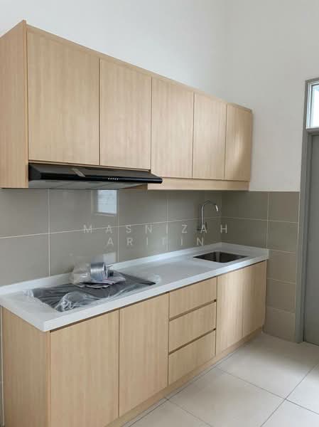 Rumah Berkembar untuk Dijual di Desa Petaling (Kuala Lumpur) - Masnizah Arifin - Kitchen - PropertyGuru.com.my