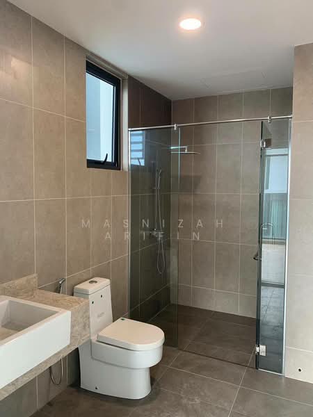 Rumah Berkembar untuk Dijual di Desa Petaling (Kuala Lumpur) - Masnizah Arifin - Bathroom - PropertyGuru.com.my