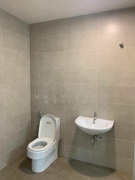 Rumah Berkembar untuk Dijual di Desa Petaling (Kuala Lumpur) - Masnizah Arifin - Bathroom - PropertyGuru.com.my