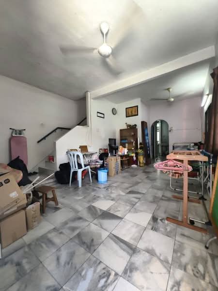 Rumah Teres 2 Tingkat untuk Dijual di Ipoh (Perak) - Jessey Ng - Living Room - PropertyGuru.com.my
