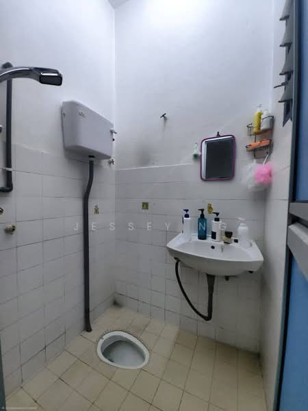 Rumah Teres 2 Tingkat untuk Dijual di Ipoh (Perak) - Jessey Ng - Bathroom - PropertyGuru.com.my