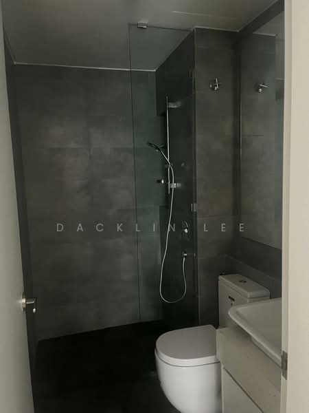 Kondominium untuk Dijual di ALIX Residences - Dacklin Lee - Bathroom - PropertyGuru.com.my