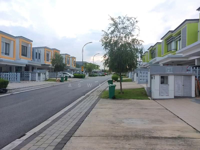 Rumah Teres 2 Tingkat untuk Dijual di Semenyih (Selangor) - Aswad . - Exterior - PropertyGuru.com.my