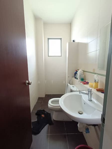 2-storey Terraced House for Sale in East Ledang (Iskandar Puteri (Nusajaya)) - Matt Kek - Bathroom - PropertyGuru.com.my