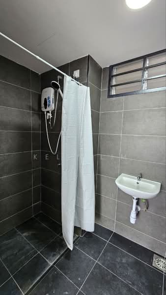 Service Residence for Rent at Midas @ Seri Alam - Kelly Lim - Bathroom - PropertyGuru.com.my