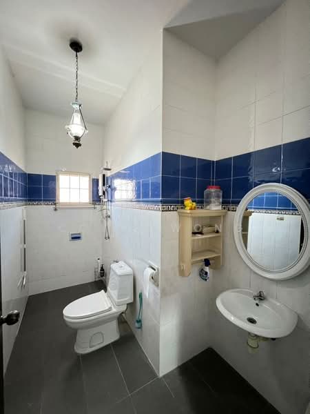 Kondominium untuk Dijual di Amandari - Coyee Wong - Bathroom - PropertyGuru.com.my