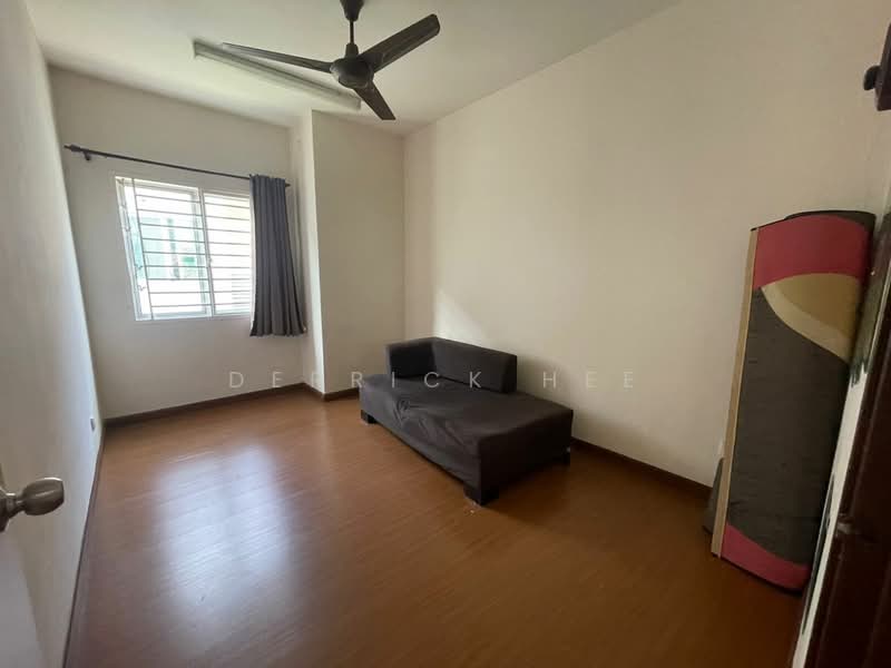 Terraced House for Rent in Shah Alam (Selangor) - Derrick Hee - Living Room - PropertyGuru.com.my