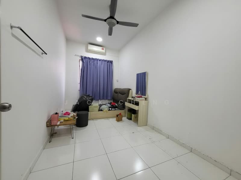 2-storey Terraced House for Sale in Bandar Tasik Puteri (Rawang) - Jack Cheng - Bedroom - PropertyGuru.com.my