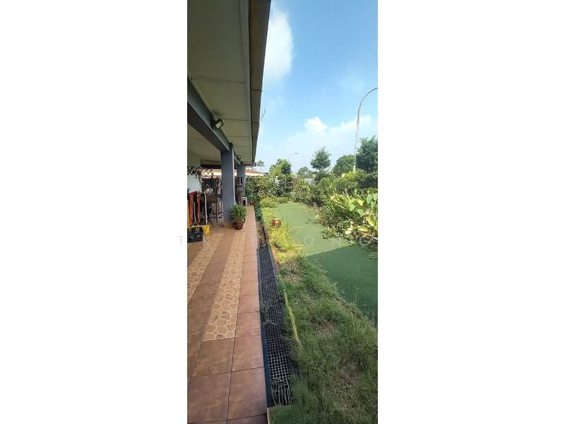 Rumah Teres untuk Dijual di Taman Bukit Subang (Shah Alam) - TK Yoong - Exterior - PropertyGuru.com.my