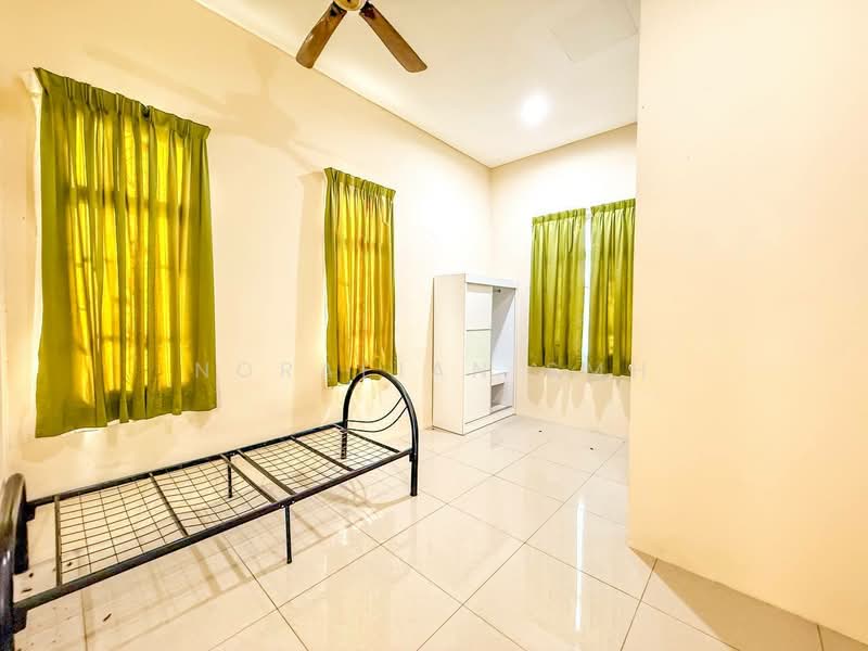 Rumah Teres 2 Tingkat untuk Dijual di Sikamat (Negeri Sembilan) - Norafian SMH - PropertyGuru.com.my