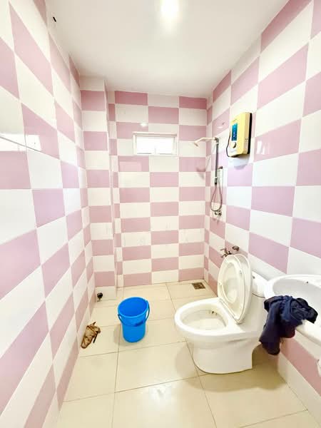 Rumah Teres 2 Tingkat untuk Dijual di Sungai Buloh (Selangor) - Hazlin Miswan - Bathroom - PropertyGuru.com.my