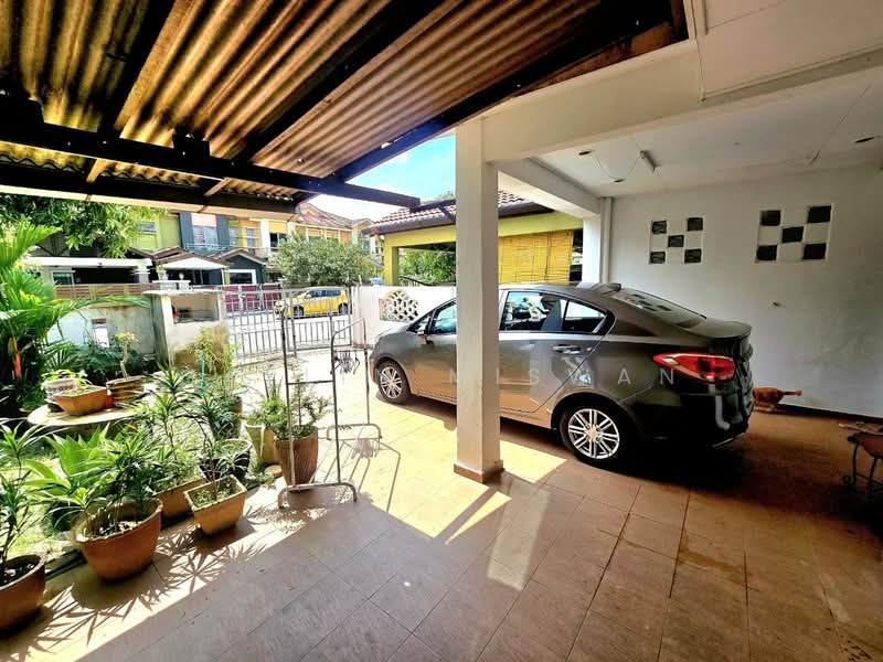 Rumah Teres 2 Tingkat untuk Dijual di Sungai Buloh (Selangor) - Hazlin Miswan - Exterior - PropertyGuru.com.my