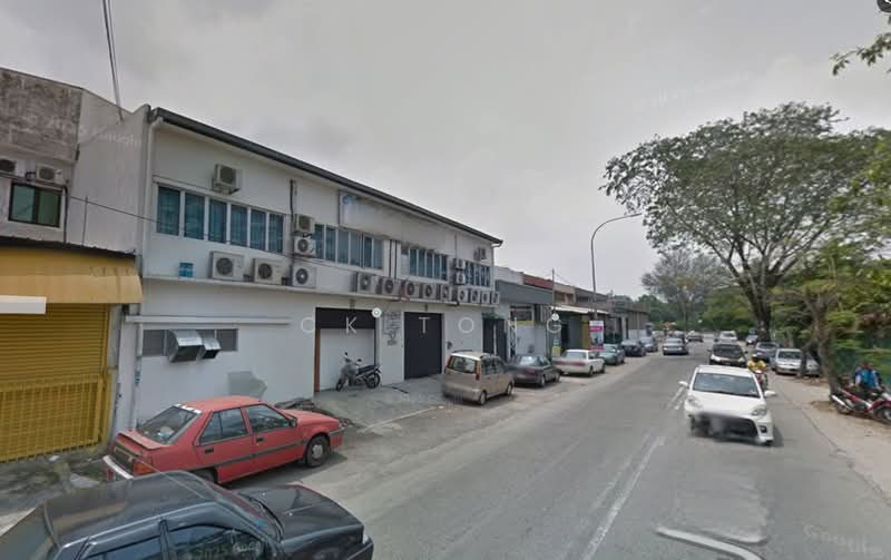 Factory for Rent in Taman Serdang Jaya (Seri Kembangan) - CK Tong - Exterior - PropertyGuru.com.my