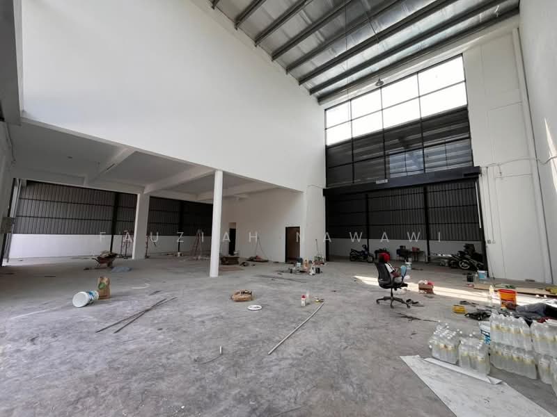 Factory for Rent in Taman Subang Perdana (Seksyen U5) (Sungai Buloh) - Fauziah Nawawi - Interior - PropertyGuru.com.my