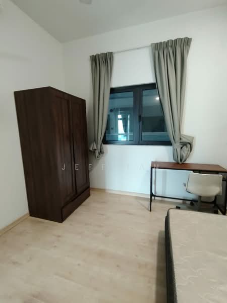 Kondominium untuk Disewa di Parkhill Residence - Jeff Tan - Bedroom - PropertyGuru.com.my