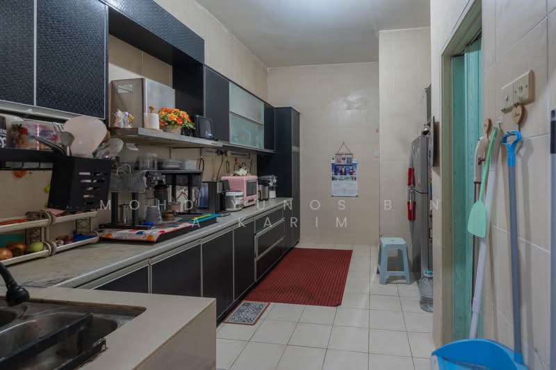 Rumah Teres 2 Tingkat untuk Dijual di Alam Budiman (Shah Alam) - Mohd Yunos Bin A.Karim - Kitchen - PropertyGuru.com.my