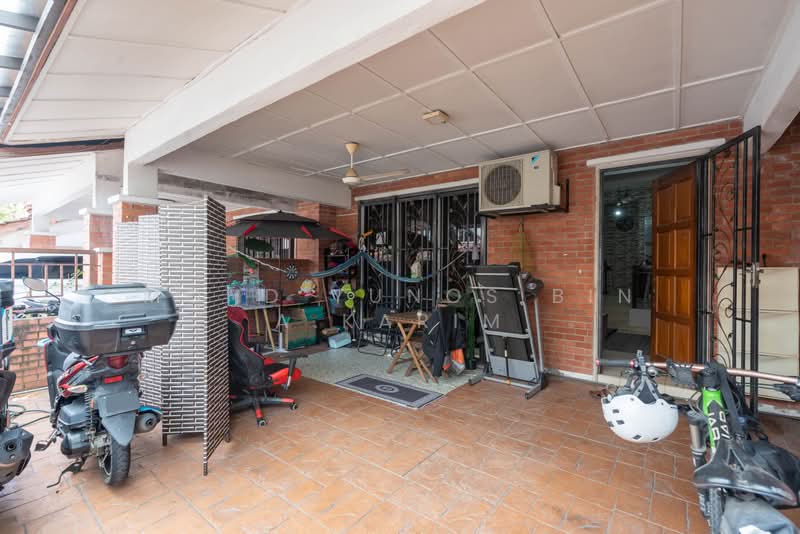 Rumah Teres 2 Tingkat untuk Dijual di Alam Budiman (Shah Alam) - Mohd Yunos Bin A.Karim - Exterior - PropertyGuru.com.my
