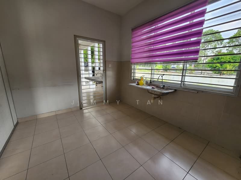 2-storey Terraced House for Sale in Bandar Seri Coalfields (Sungai Buloh) - Jimmy Tan - Kitchen - PropertyGuru.com.my
