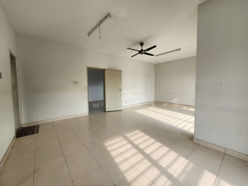 2-storey Terraced House for Sale in Bandar Seri Coalfields (Sungai Buloh) - Jimmy Tan - Interior - PropertyGuru.com.my