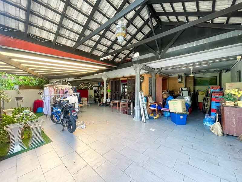 2-storey Terraced House for Sale in Seksyen 4 (Shah Alam) - Mahafiz . - Exterior - PropertyGuru.com.my