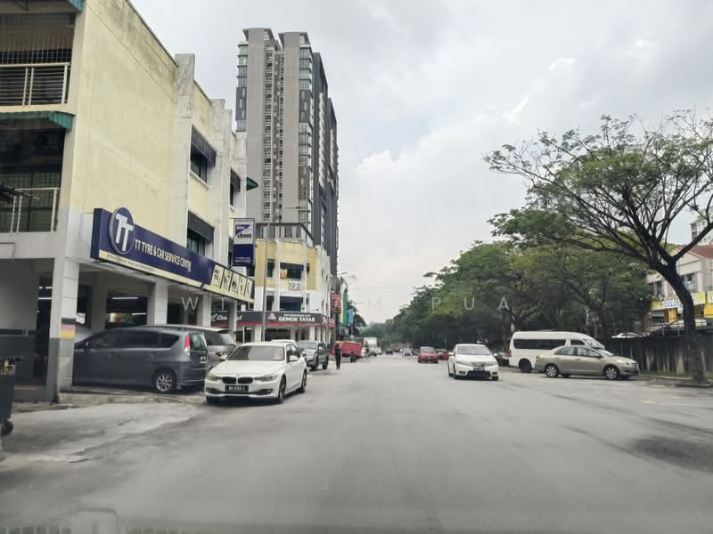 Shop / Office for Sale in Bandar Putra Permai (Seri Kembangan) - William Pua - PropertyGuru.com.my