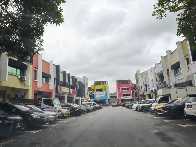 Shop / Office for Sale in Bandar Putra Permai (Seri Kembangan) - William Pua - PropertyGuru.com.my