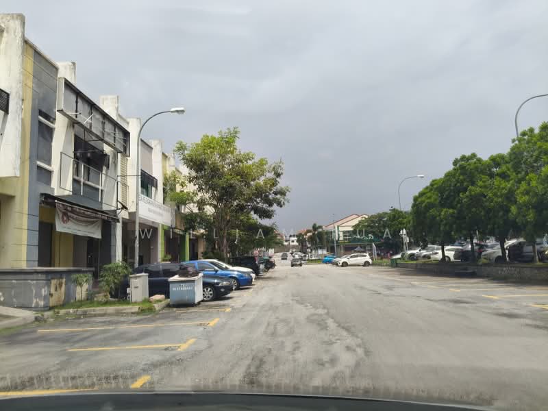 Shop / Office for Sale in Bandar Putra Permai (Seri Kembangan) - William Pua - PropertyGuru.com.my
