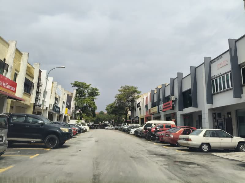 Shop / Office for Sale in Bandar Putra Permai (Seri Kembangan) - William Pua - PropertyGuru.com.my