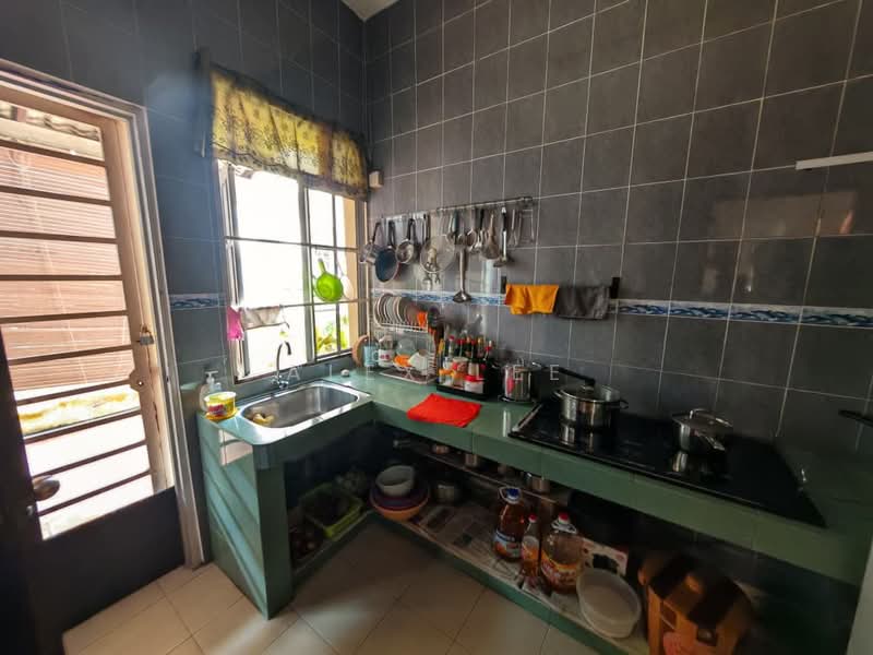 Bungalow for Sale in Kota Emerald (Rawang) - Alex Lee - Kitchen - PropertyGuru.com.my